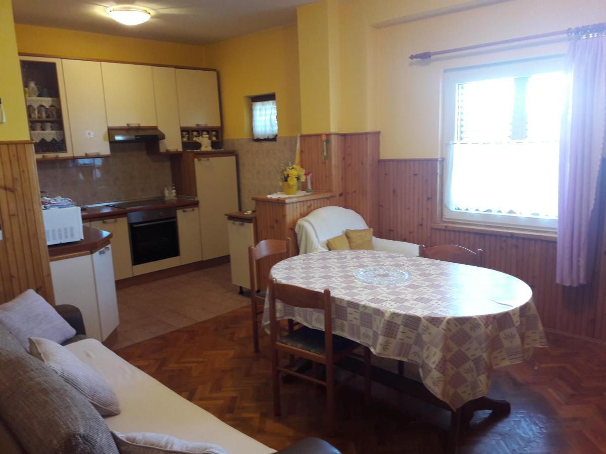 Marija Apartment Ясенице Екстериор снимка